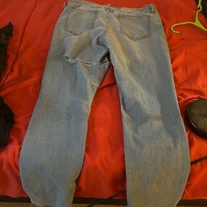 Old navy classic ripped jeans